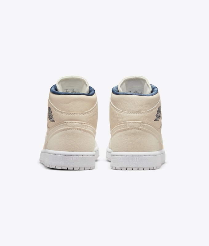 Wmns Air Jordan 1 Mid Se