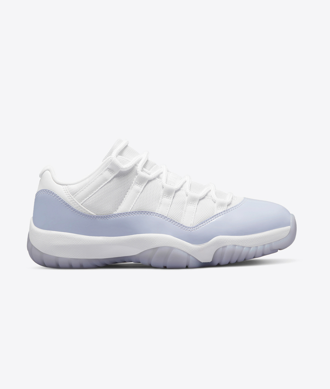 Wmns Air Jordan 11 Retro Low