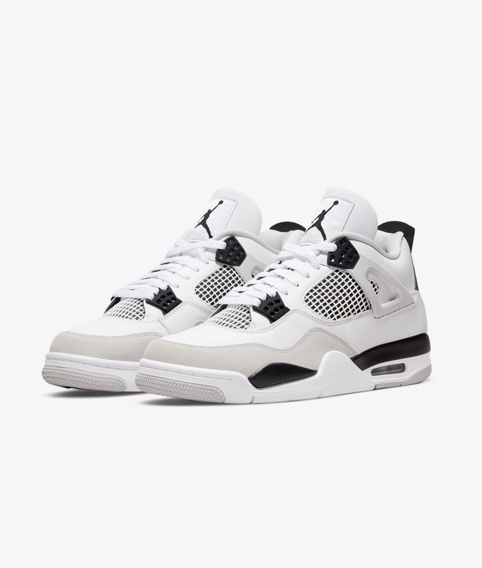 Air Jordan 4 Retro