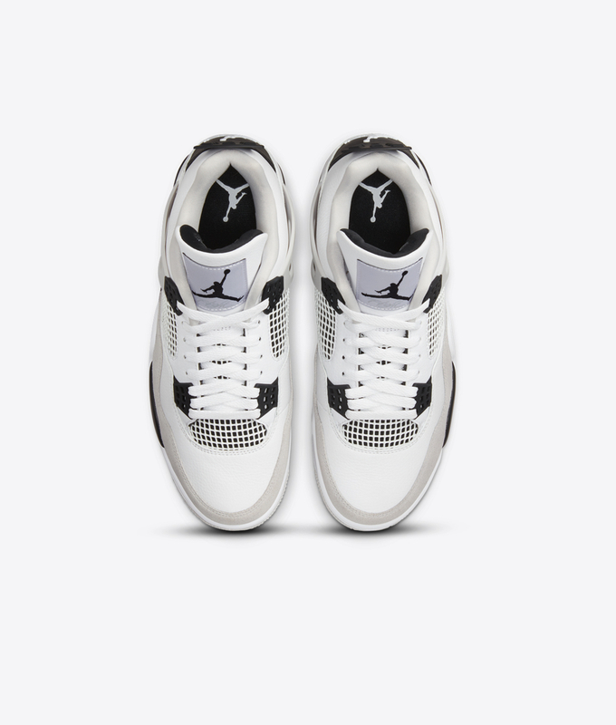 Air Jordan 4 Retro