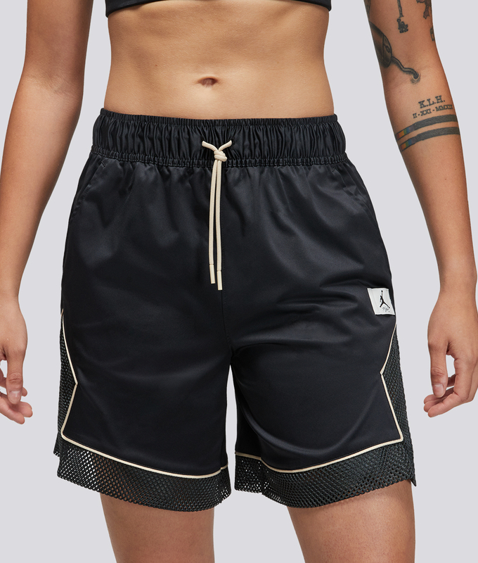 W J Essen Diamond Short 2