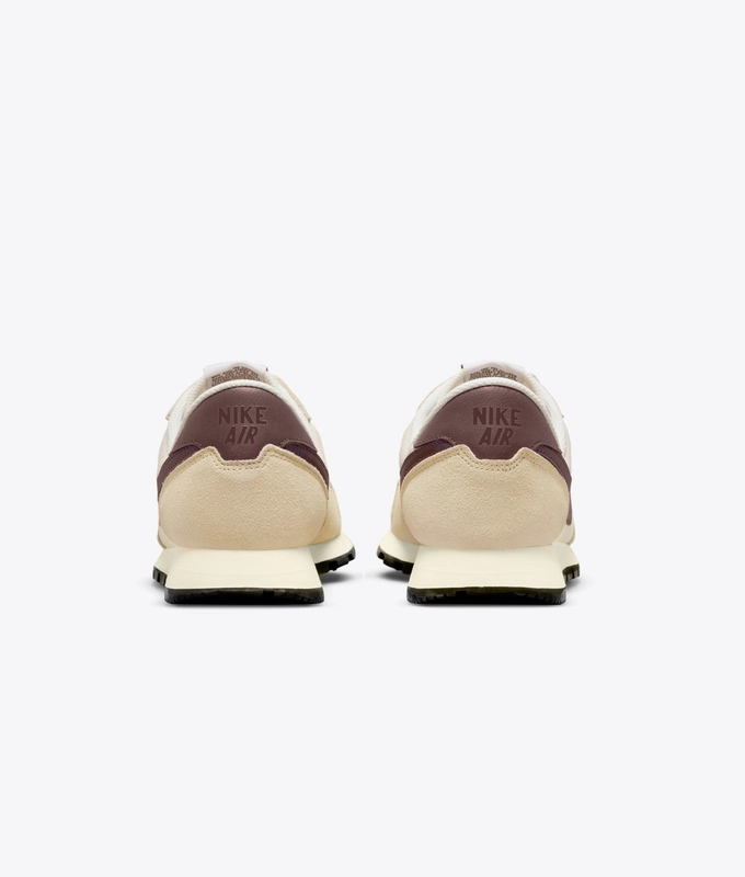 Air Pegasus 83 Prm