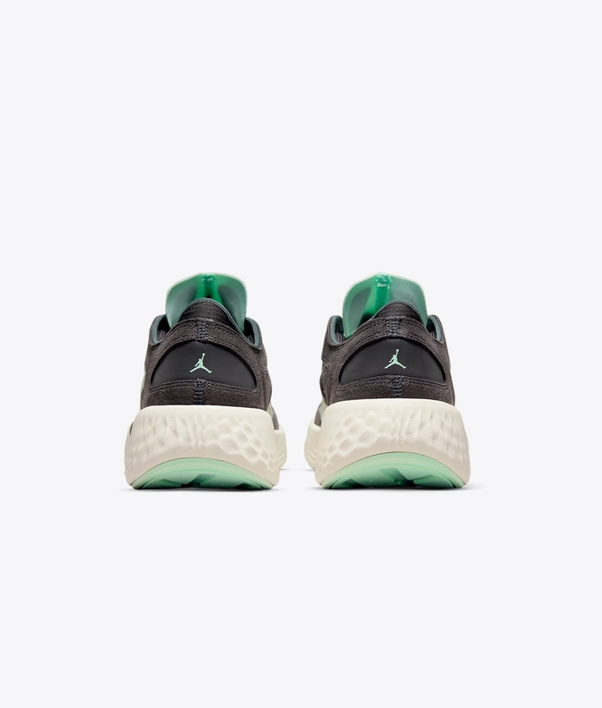 Delta 3 Low