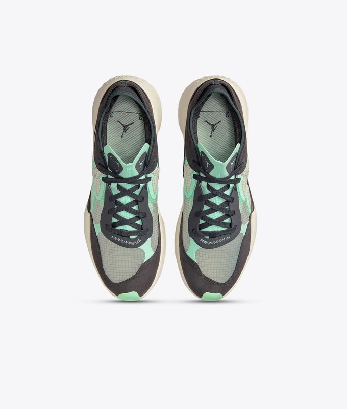 Delta 3 Low