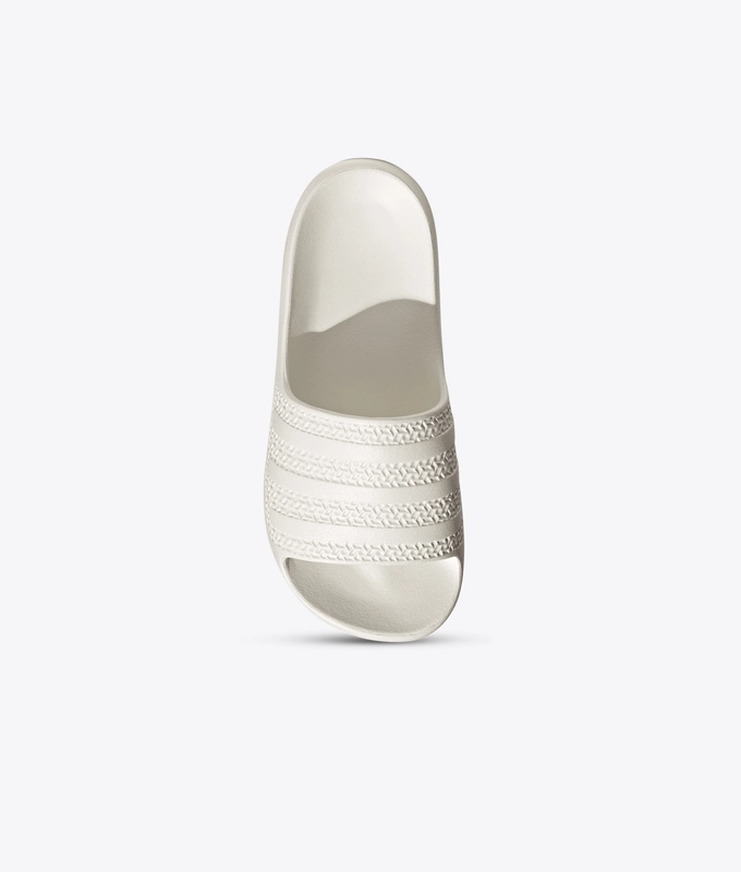 Adilette Ayoon W