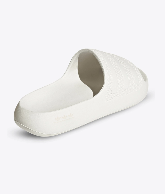 Adilette Ayoon W