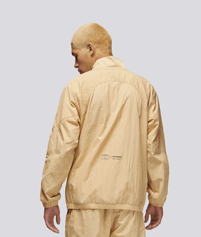 M J 23E Jkt