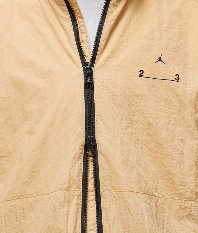 M J 23E Jkt