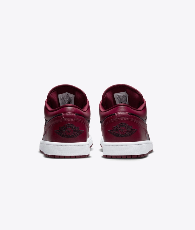 Air Jordan 1 Low