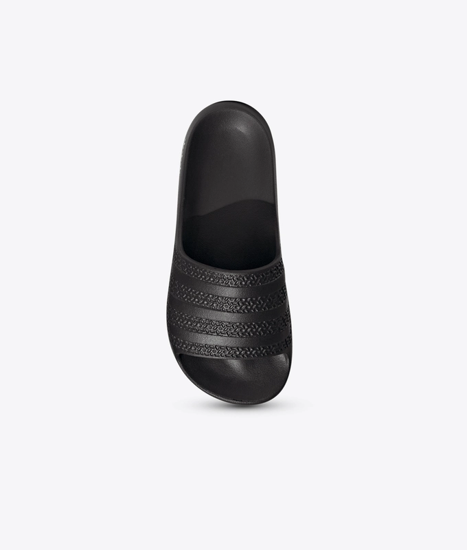 Adilette Ayoon W