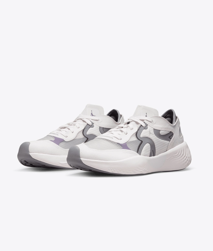 Delta 3 Low