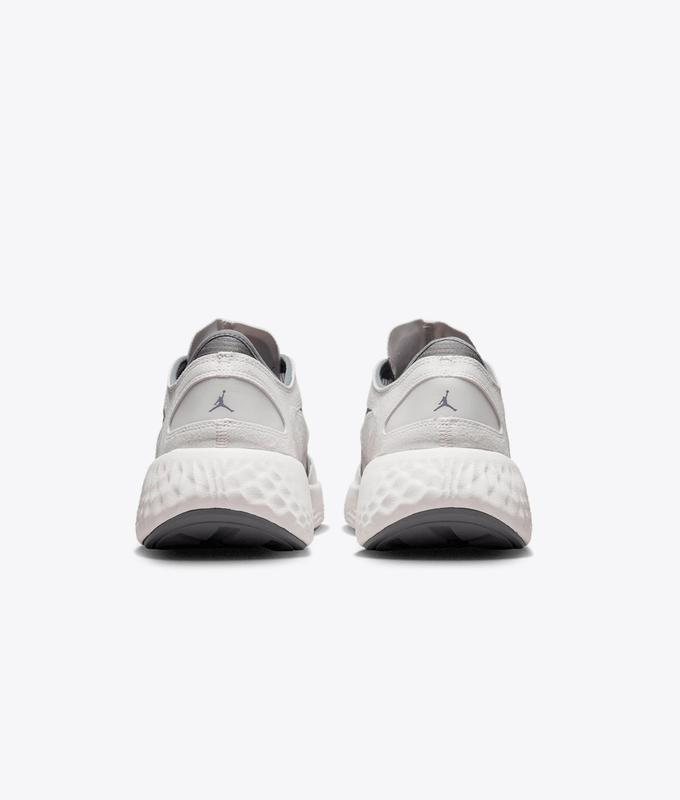 Delta 3 Low