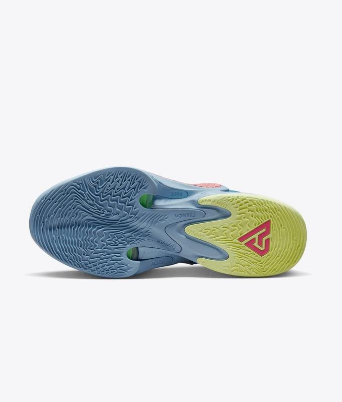 Zoom Freak 4