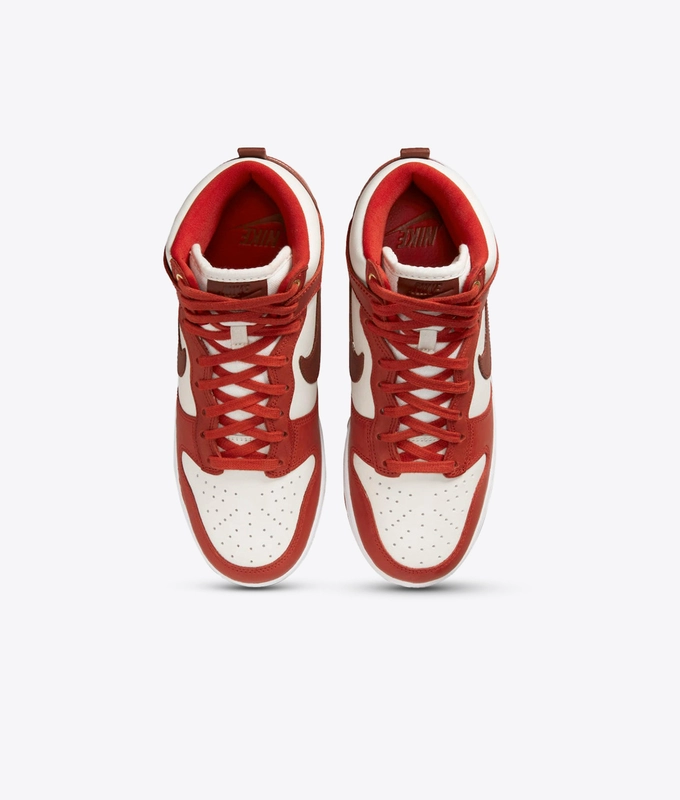 W Dunk High Lxx