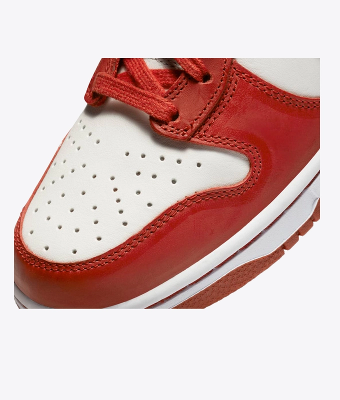W Dunk High Lxx