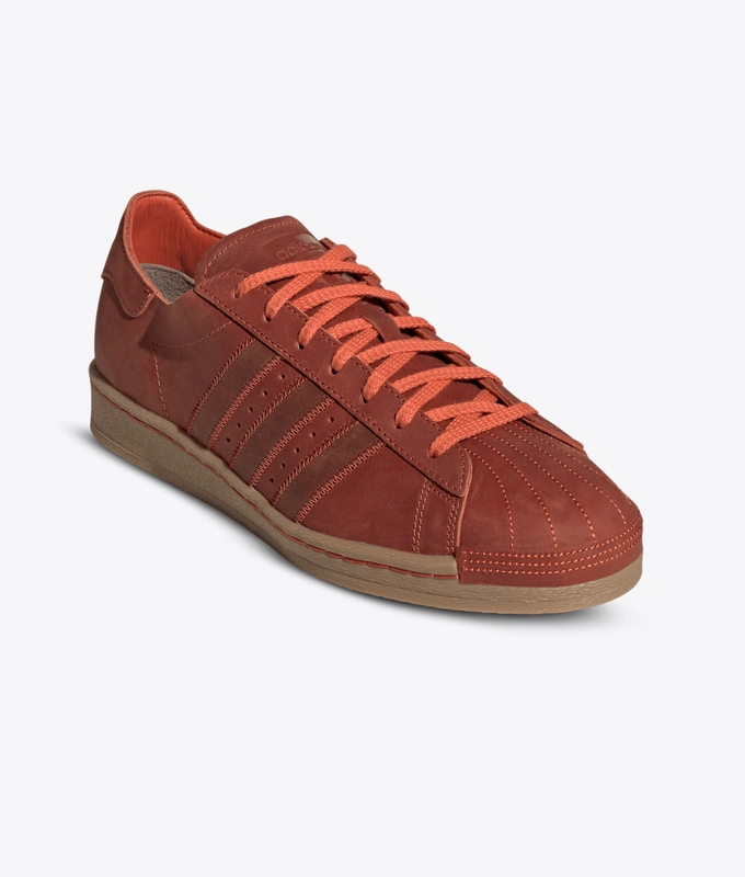 Superstar 82