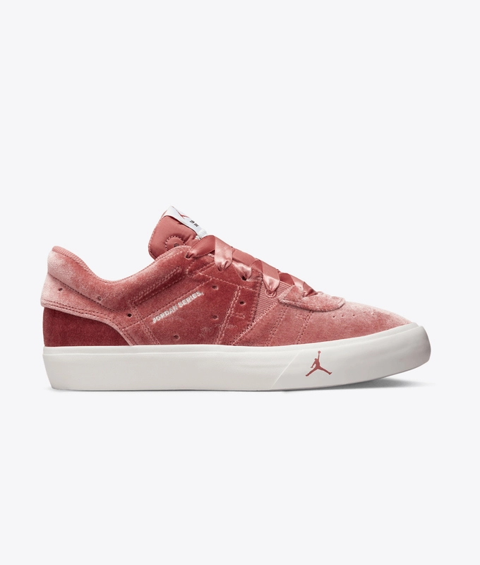 Wmns Jordan Series Es Se