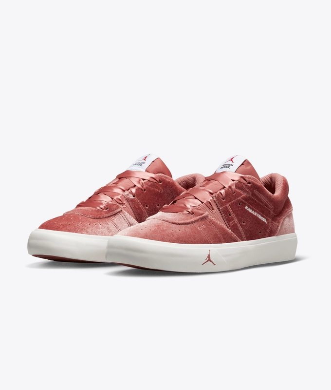 Wmns Jordan Series Es Se