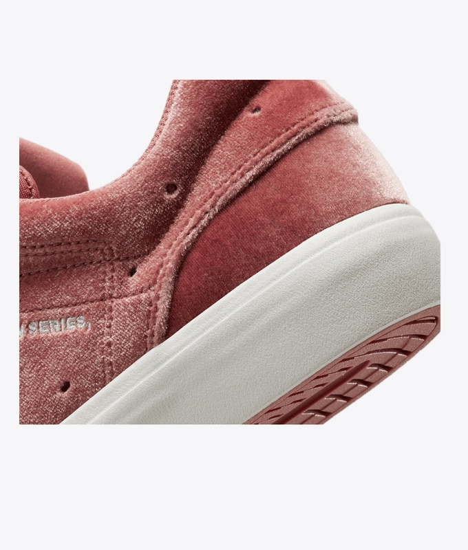 Wmns Jordan Series Es Se