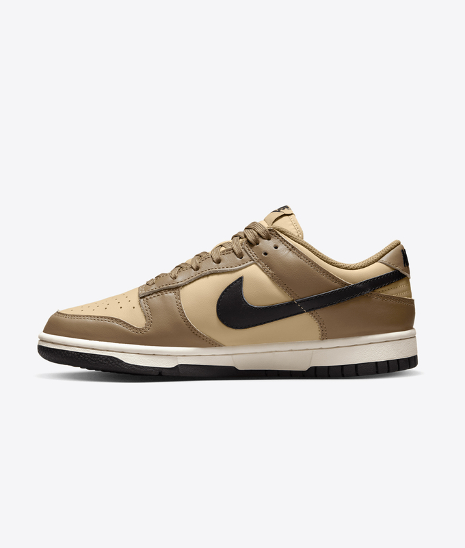 W Dunk Low