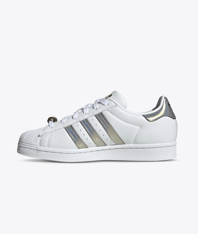Superstar W