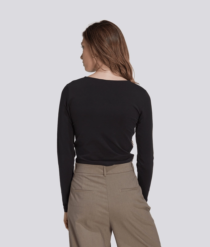 Cut Out Top