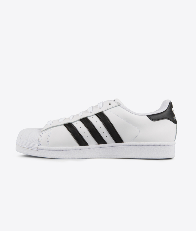 Superstar Foundation White W