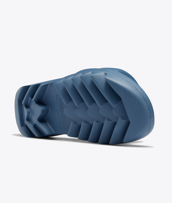 Cardi Slide