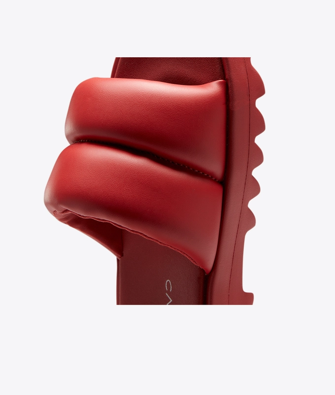 Cardi Slide