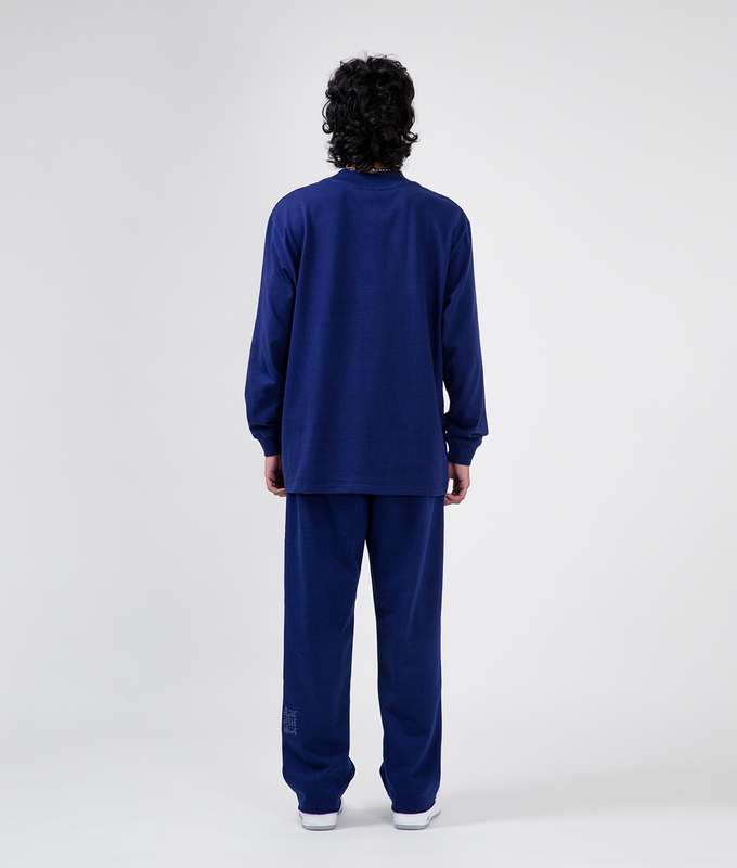 Essential Ls T-Shirt