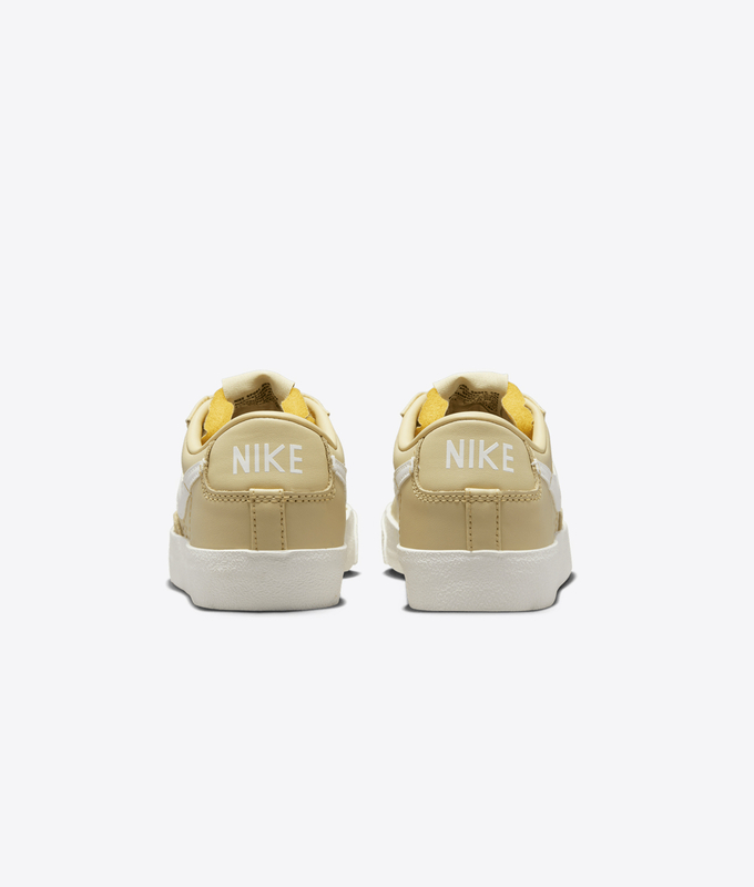 W Blazer Low '77