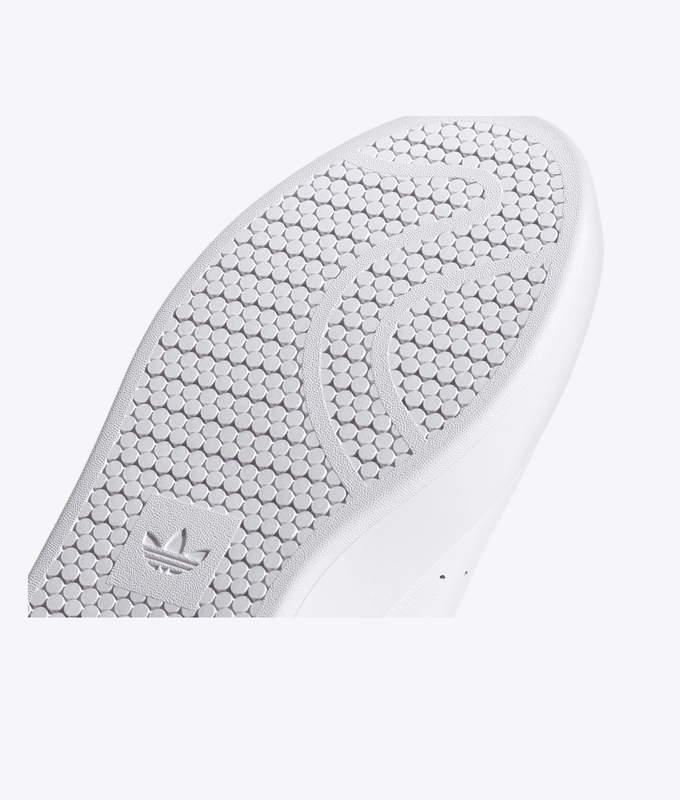 Stan Smith Relasted