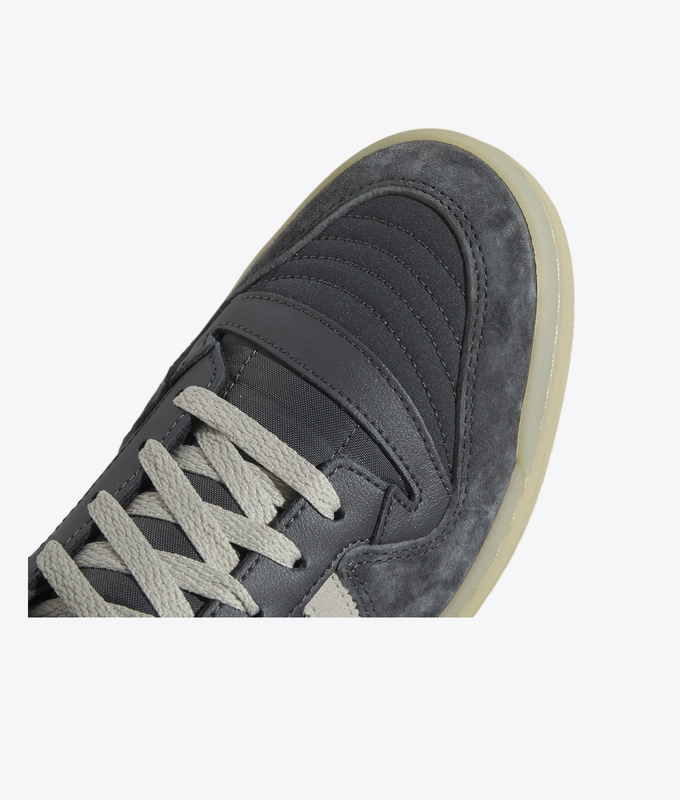 Forum Mid