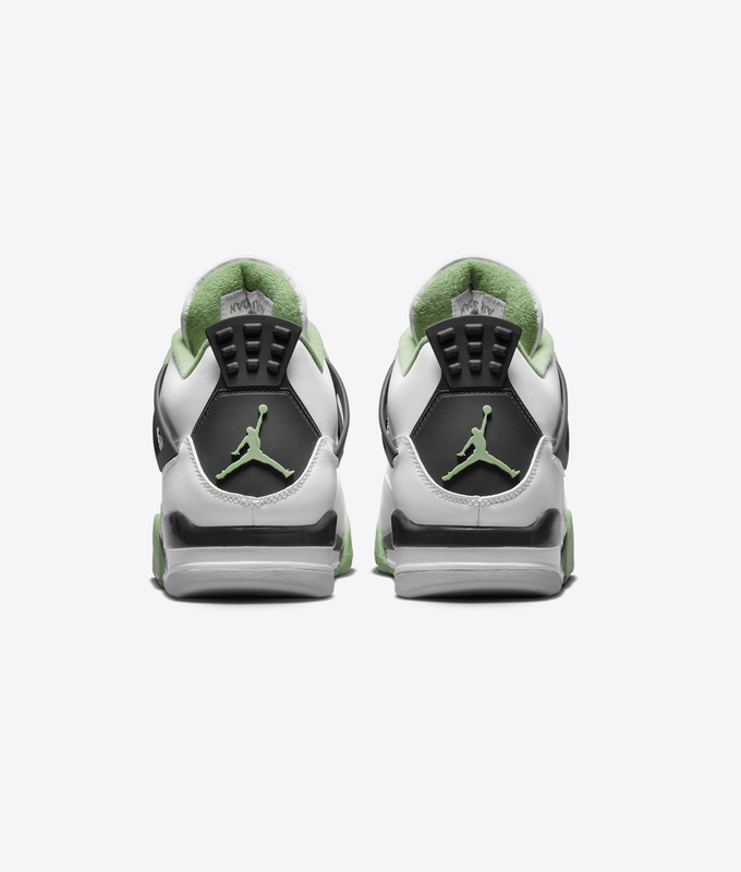 Wmns Air Jordan 4 Retro