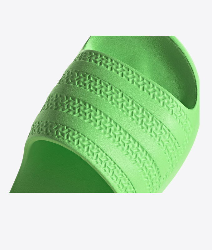 Adilette Ayoon W
