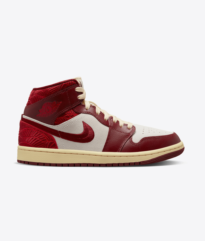 Wmns Air Jordan 1 Mid Se