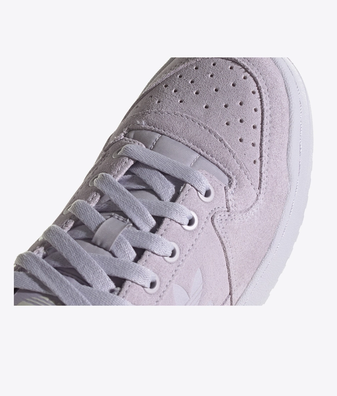 Forum Bold W
