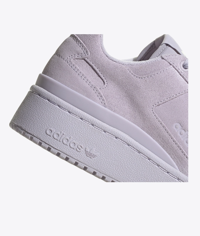 Forum Bold W