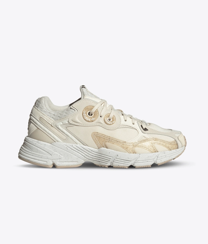 Adidas Astir Her Vegan W