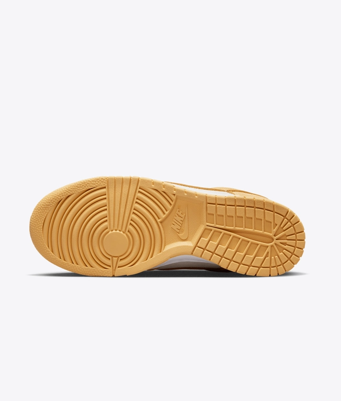 W Dunk Low Lx