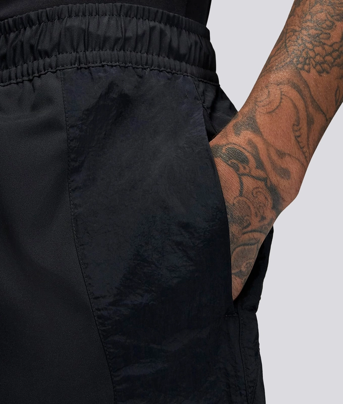 M J 23E Ltwt Short