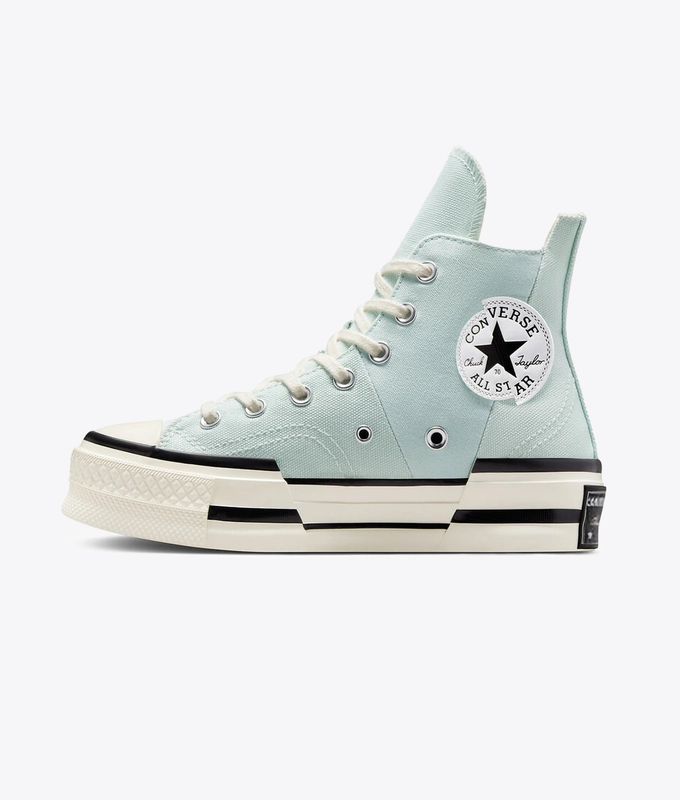 Chuck 70 Plus Hi