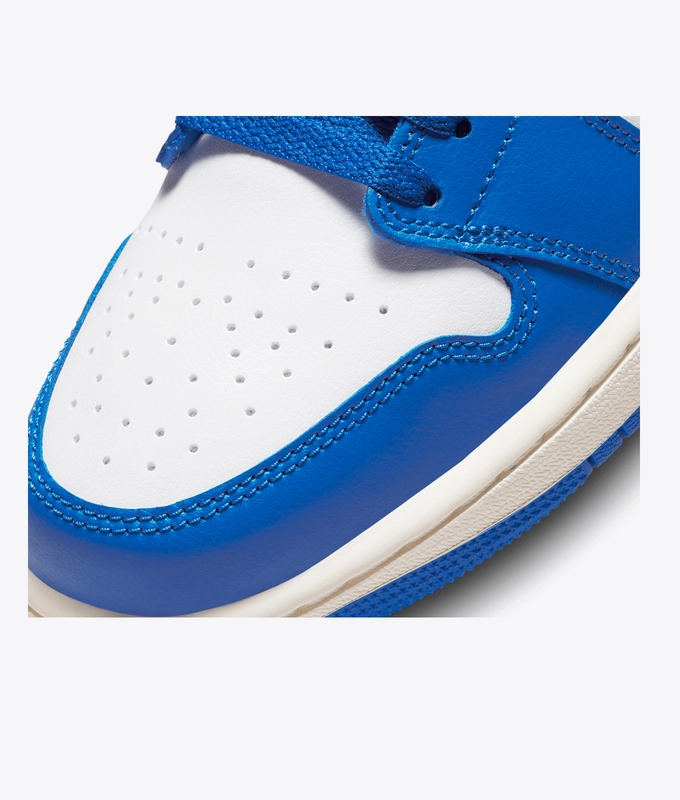 Air Jordan 1 Low