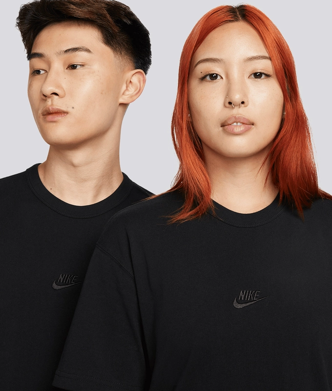 Sportswear Premium Essentials Sustainable Tee
