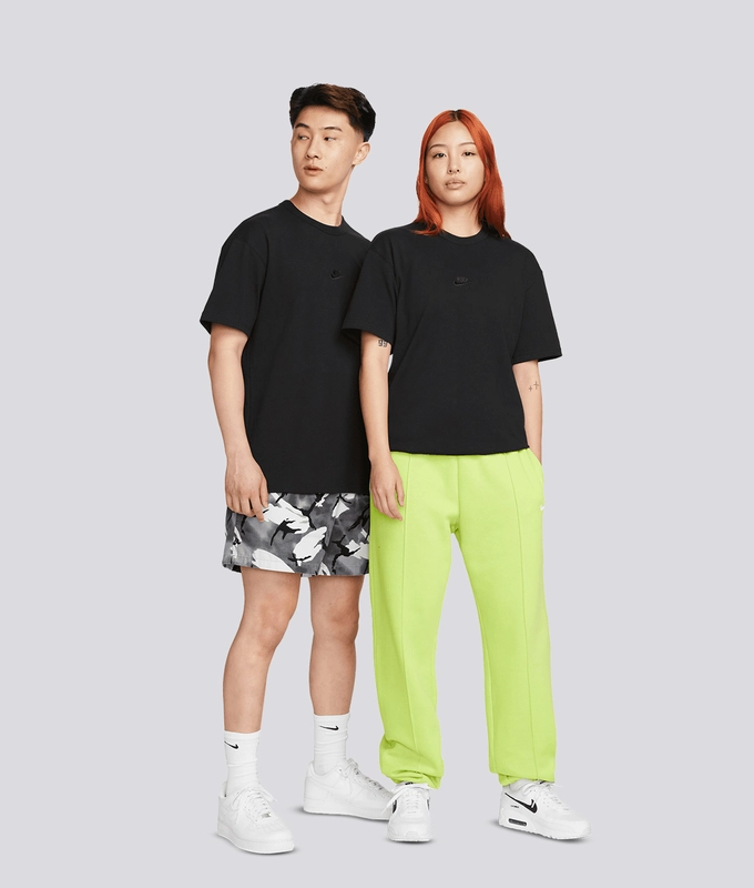 Sportswear Premium Essentials Sustainable Tee