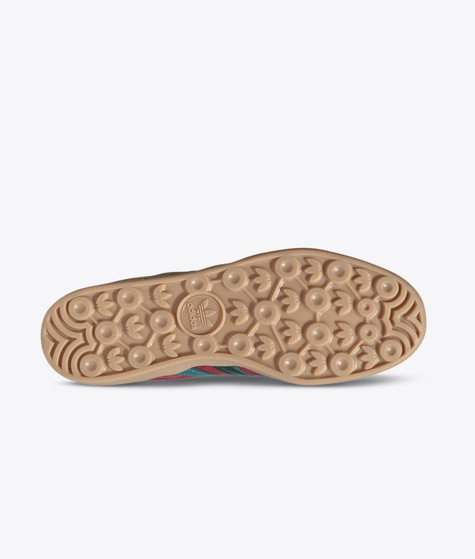 Gazelle Indoor