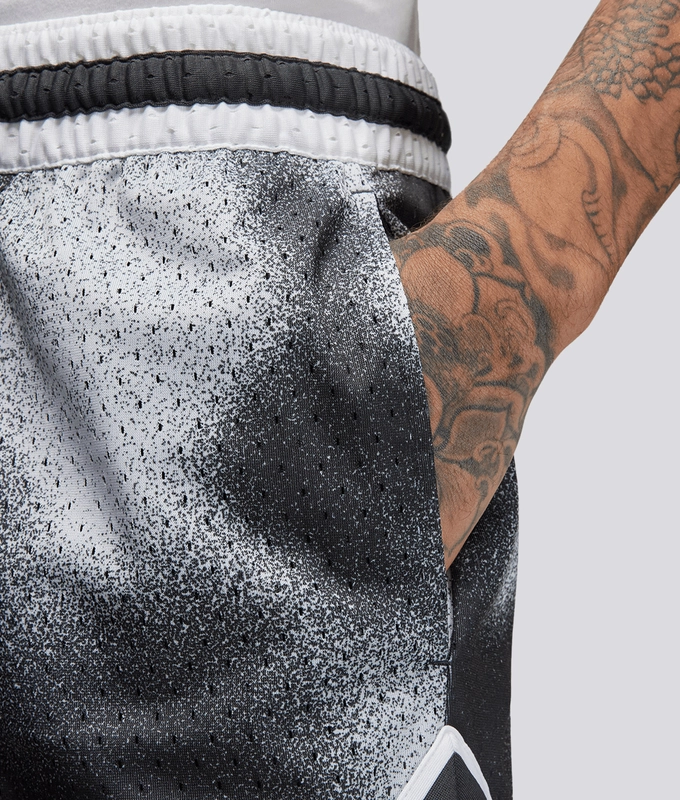 Dri-Fit Sport Printed Diamond Short