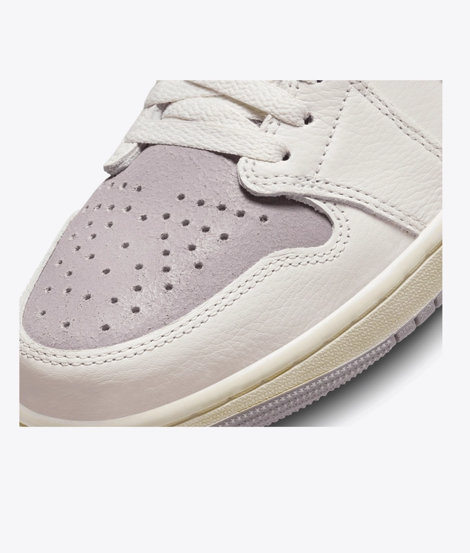 Air Jordan 1 Retro Low Og