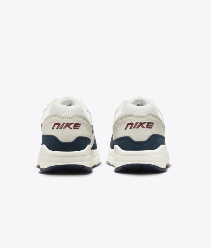 Air Max 1 Lx