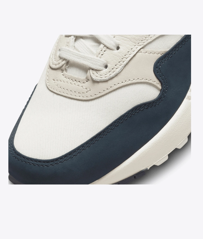 Air Max 1 Lx